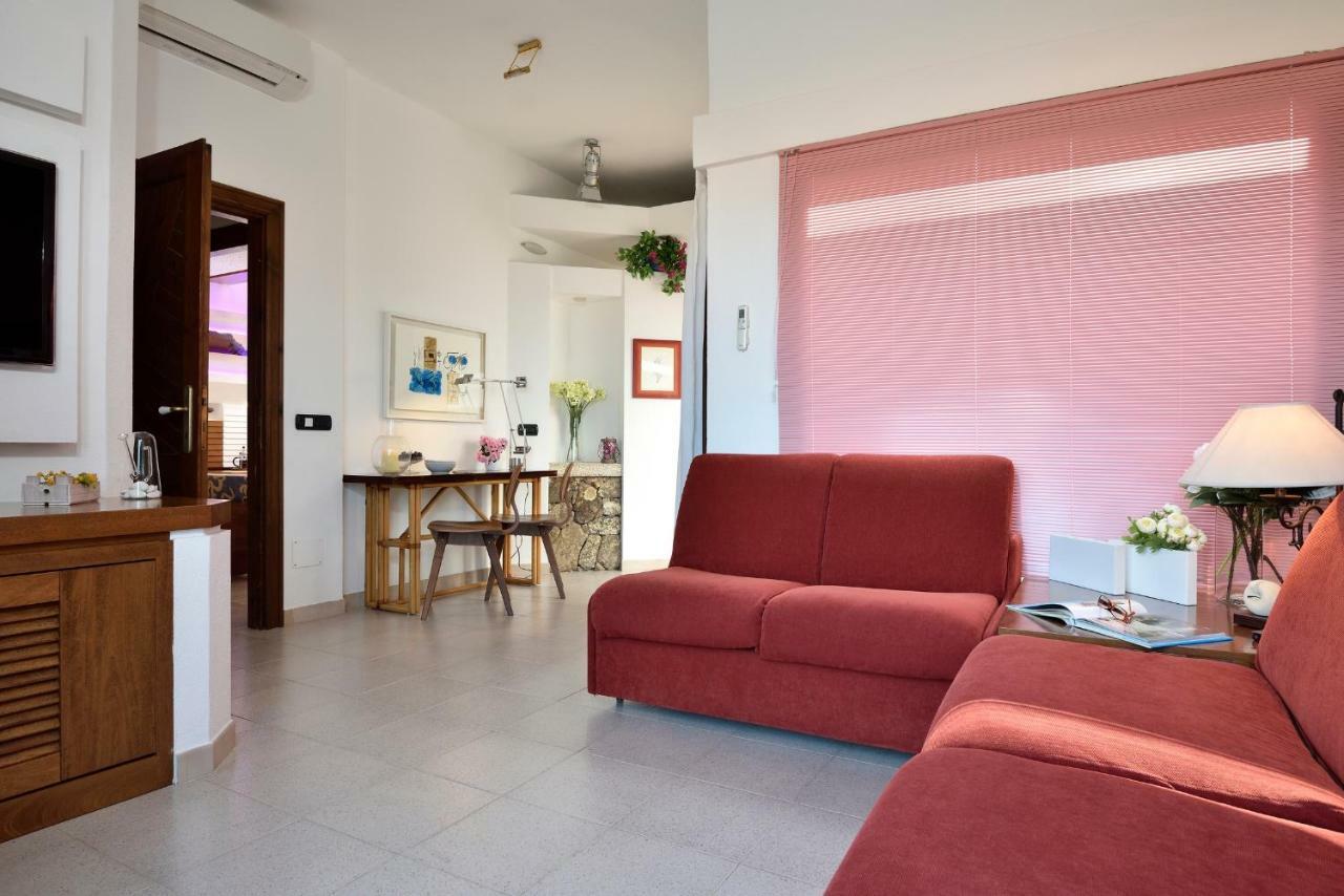 פורטו סן פאולו Residence L'Ea Di Lavru - Appartamenti Mono-Bilo-Trilocali מראה חיצוני תמונה