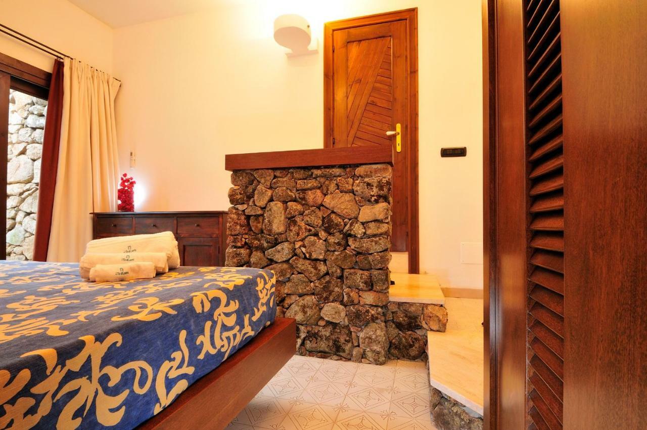 פורטו סן פאולו Residence L'Ea Di Lavru - Appartamenti Mono-Bilo-Trilocali מראה חיצוני תמונה